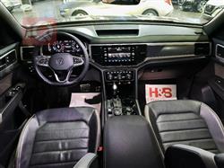 ڤۆڵکسواگن ئەتڵەس کرۆس سپۆرت